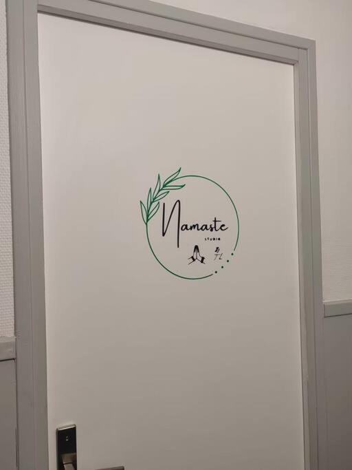 Appartement Namaste Studio By T&L à Denain Extérieur photo